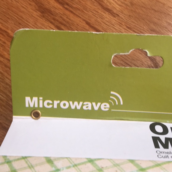 NWT Microwave omelette maker - Picture 3 of 6